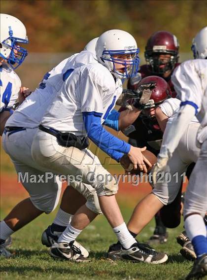 Thumbnail 3 in Farmington vs Hall photogallery.