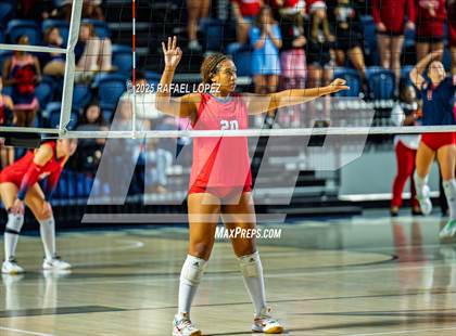 Thumbnail 3 in O'Connor vs. Dawson (UIL Volleyball 6A D1 State Semifinals) photogallery.