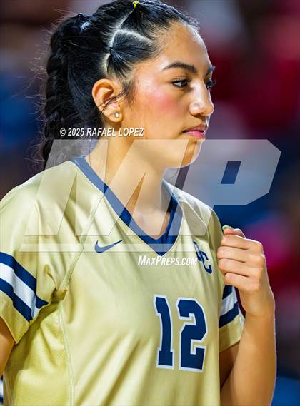 Thumbnail 2 in O'Connor vs. Dawson (UIL Volleyball 6A D1 State Semifinals) photogallery.