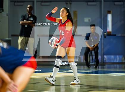 Thumbnail 3 in O'Connor vs. Dawson (UIL Volleyball 6A D1 State Semifinals) photogallery.