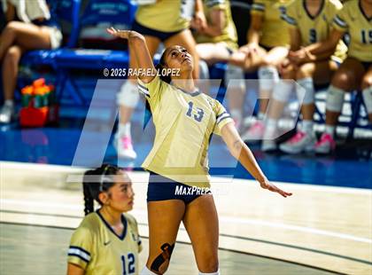 Thumbnail 1 in O'Connor vs. Dawson (UIL Volleyball 6A D1 State Semifinals) photogallery.