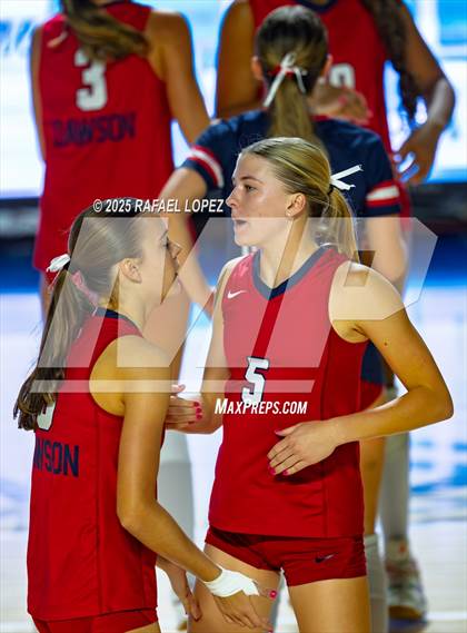 Thumbnail 2 in O'Connor vs. Dawson (UIL Volleyball 6A D1 State Semifinals) photogallery.