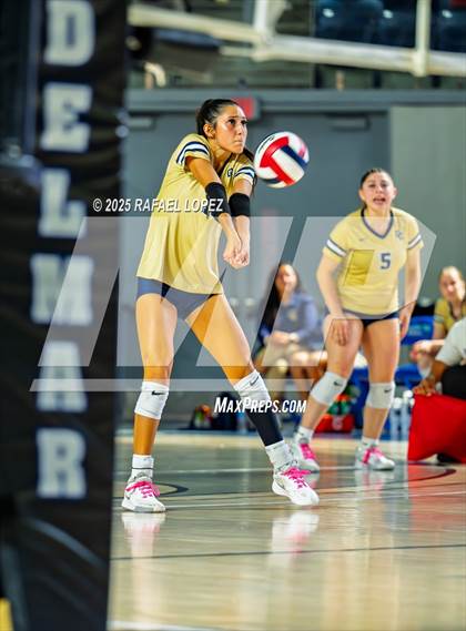 Thumbnail 3 in O'Connor vs. Dawson (UIL Volleyball 6A D1 State Semifinals) photogallery.