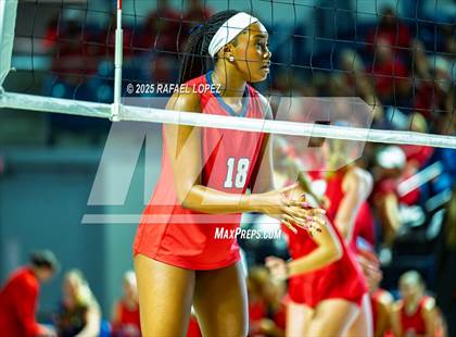 Thumbnail 1 in O'Connor vs. Dawson (UIL Volleyball 6A D1 State Semifinals) photogallery.