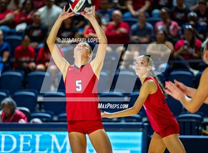 Thumbnail 3 in O'Connor vs. Dawson (UIL Volleyball 6A D1 State Semifinals) photogallery.