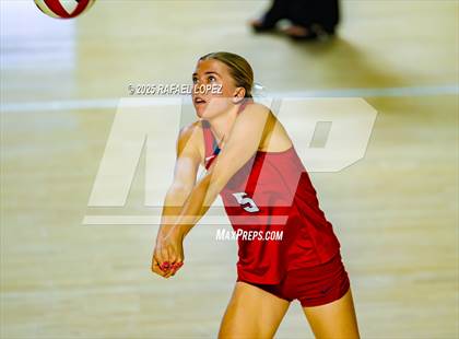 Thumbnail 2 in O'Connor vs. Dawson (UIL Volleyball 6A D1 State Semifinals) photogallery.