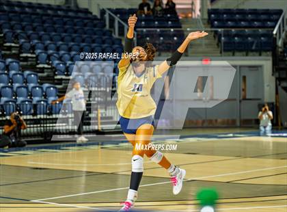 Thumbnail 1 in O'Connor vs. Dawson (UIL Volleyball 6A D1 State Semifinals) photogallery.