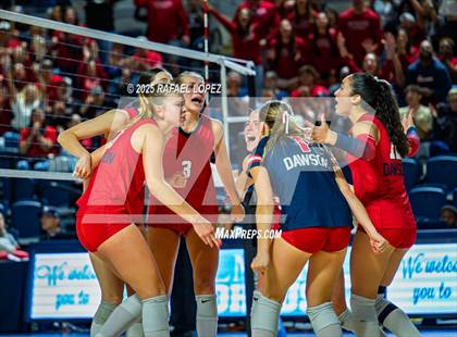 Thumbnail 1 in O'Connor vs. Dawson (UIL Volleyball 6A D1 State Semifinals) photogallery.