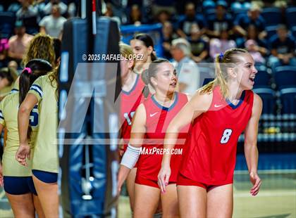 Thumbnail 2 in O'Connor vs. Dawson (UIL Volleyball 6A D1 State Semifinals) photogallery.