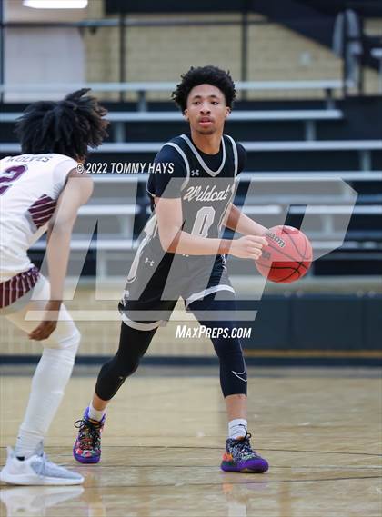 Thumbnail 3 in Mansfield Timberview vs. Guyer (Whataburger Classic) photogallery.
