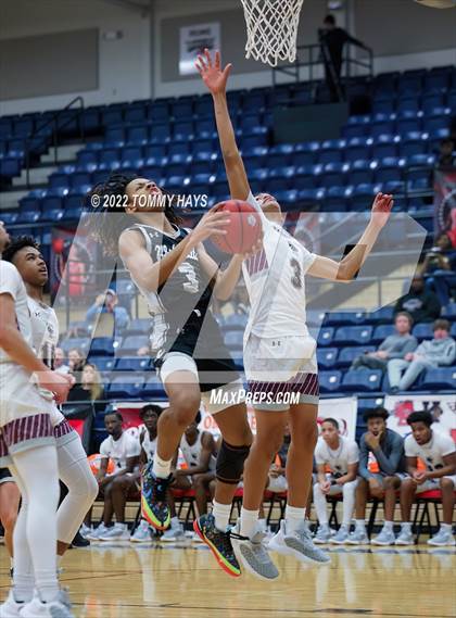 Thumbnail 2 in Mansfield Timberview vs. Guyer (Whataburger Classic) photogallery.