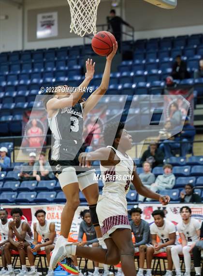 Thumbnail 1 in Mansfield Timberview vs. Guyer (Whataburger Classic) photogallery.