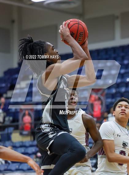Thumbnail 3 in Mansfield Timberview vs. Guyer (Whataburger Classic) photogallery.