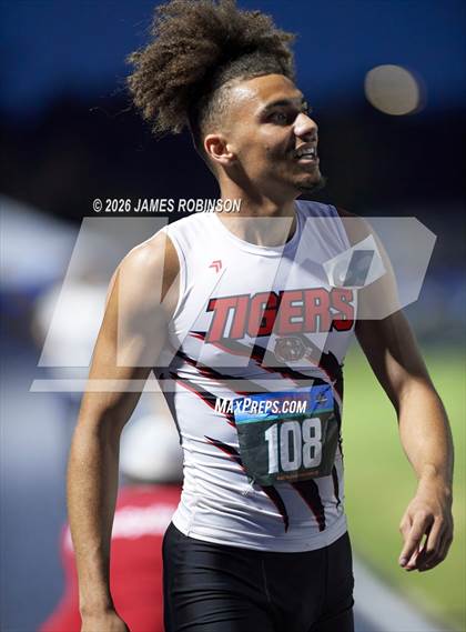 Thumbnail 3 in FHSAA Class 1A Final (4 x 400m) photogallery.