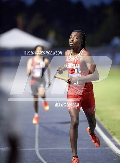 Thumbnail 3 in FHSAA Class 1A Final (4 x 400m) photogallery.