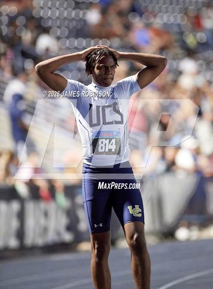 Thumbnail 1 in FHSAA Class 1A Final (4 x 400m) photogallery.