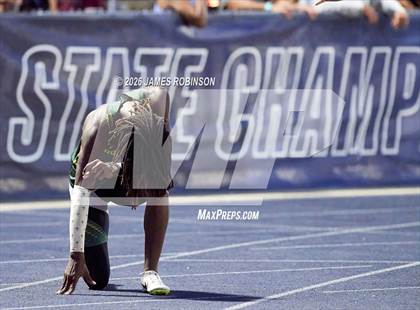 Thumbnail 2 in FHSAA Class 1A Final (4 x 400m) photogallery.