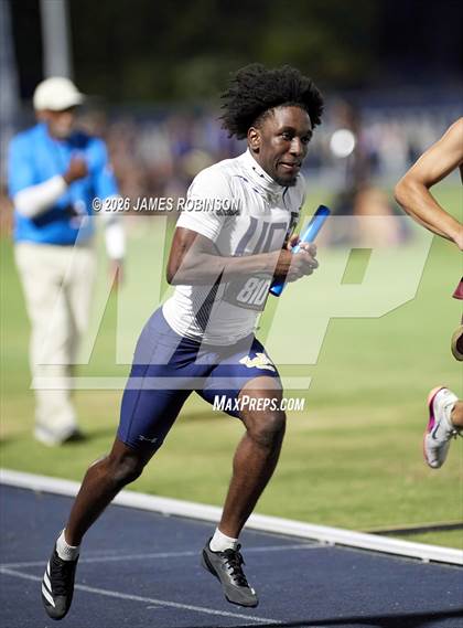 Thumbnail 3 in FHSAA Class 1A Final (4 x 400m) photogallery.