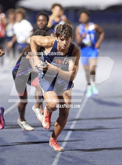 Thumbnail 3 in FHSAA Class 1A Final (4 x 400m) photogallery.