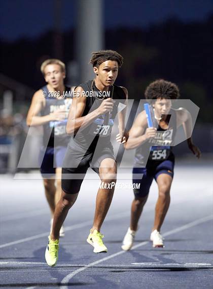 Thumbnail 2 in FHSAA Class 1A Final (4 x 400m) photogallery.