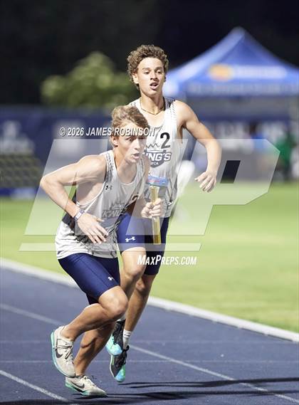 Thumbnail 1 in FHSAA Class 1A Final (4 x 400m) photogallery.