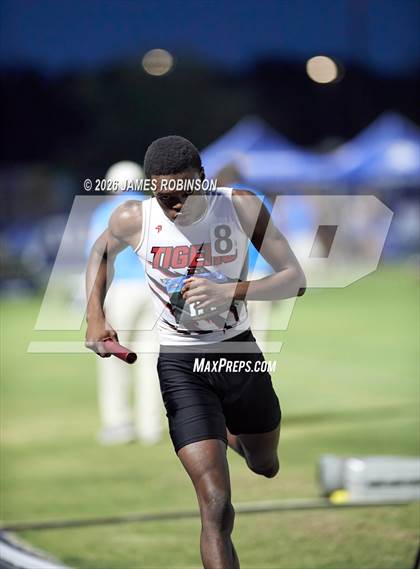 Thumbnail 2 in FHSAA Class 1A Final (4 x 400m) photogallery.