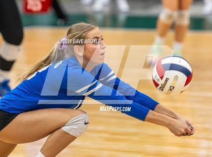 Thumbnail 2 in Pleasant Grove vs. American Fork (UHSAA 6A Second Round) photogallery.
