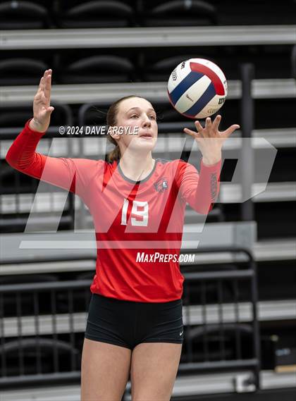 Thumbnail 3 in Pleasant Grove vs. American Fork (UHSAA 6A Second Round) photogallery.