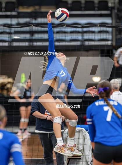 Thumbnail 2 in Pleasant Grove vs. American Fork (UHSAA 6A Second Round) photogallery.