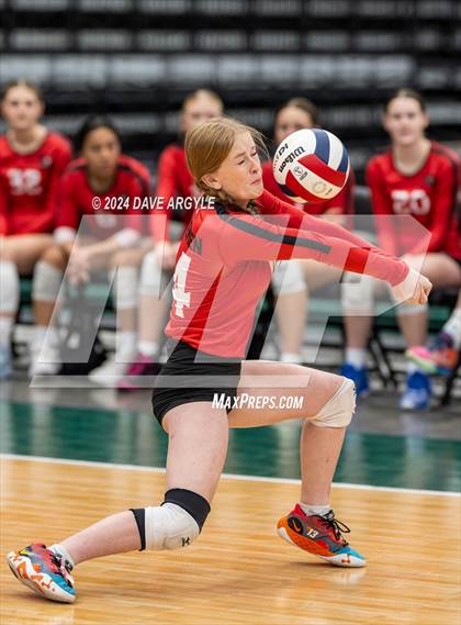 Thumbnail 2 in Pleasant Grove vs. American Fork (UHSAA 6A Second Round) photogallery.