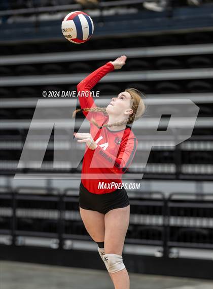Thumbnail 3 in Pleasant Grove vs. American Fork (UHSAA 6A Second Round) photogallery.