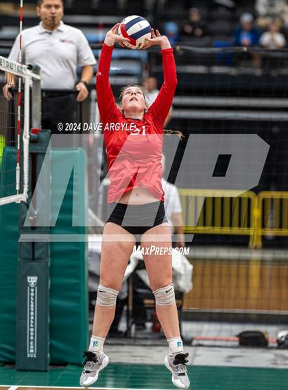 Thumbnail 2 in Pleasant Grove vs. American Fork (UHSAA 6A Second Round) photogallery.