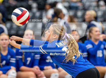 Thumbnail 2 in Pleasant Grove vs. American Fork (UHSAA 6A Second Round) photogallery.