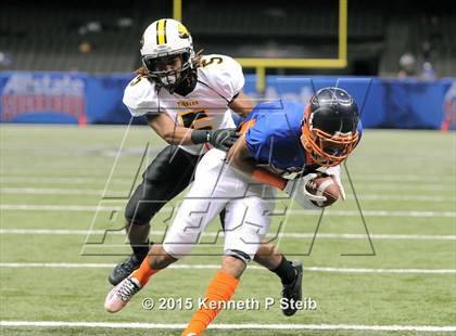 Thumbnail 2 in Kentwood vs. Haynesville (LHSAA Class 1A Final)   photogallery.