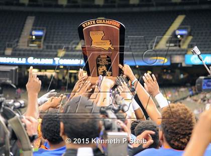 Thumbnail 1 in Kentwood vs. Haynesville (LHSAA Class 1A Final)   photogallery.