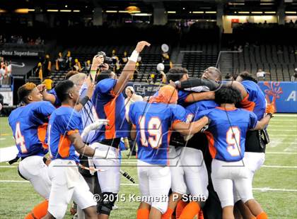 Thumbnail 3 in Kentwood vs. Haynesville (LHSAA Class 1A Final)   photogallery.