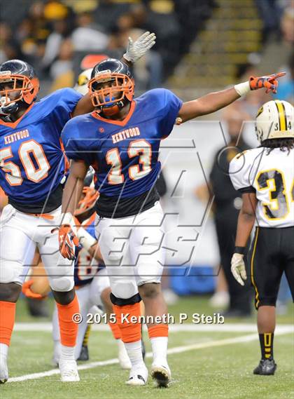 Thumbnail 3 in Kentwood vs. Haynesville (LHSAA Class 1A Final)   photogallery.