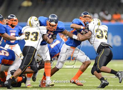 Thumbnail 2 in Kentwood vs. Haynesville (LHSAA Class 1A Final)   photogallery.