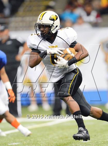 Thumbnail 3 in Kentwood vs. Haynesville (LHSAA Class 1A Final)   photogallery.