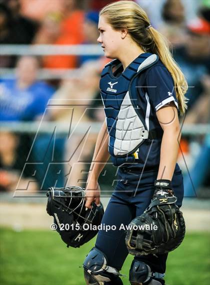 Thumbnail 2 in Highland Park @ Rockwall (UIL 6A Region II Area Playoff Game) photogallery.