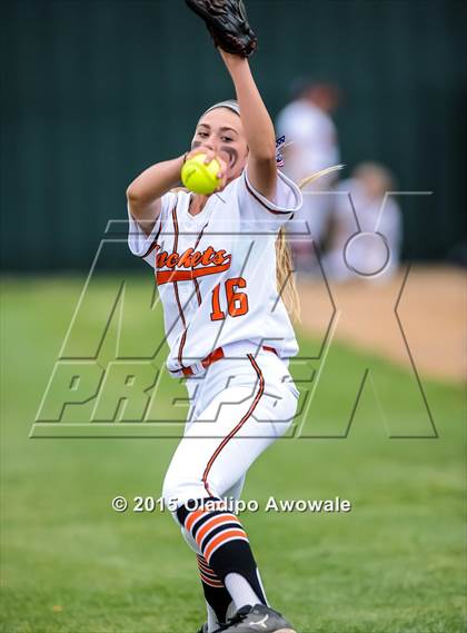 Thumbnail 2 in Highland Park @ Rockwall (UIL 6A Region II Area Playoff Game) photogallery.