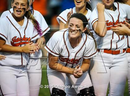 Thumbnail 1 in Highland Park @ Rockwall (UIL 6A Region II Area Playoff Game) photogallery.