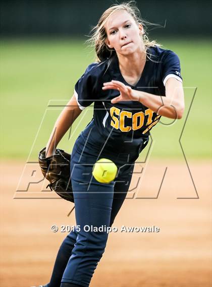 Thumbnail 2 in Highland Park @ Rockwall (UIL 6A Region II Area Playoff Game) photogallery.