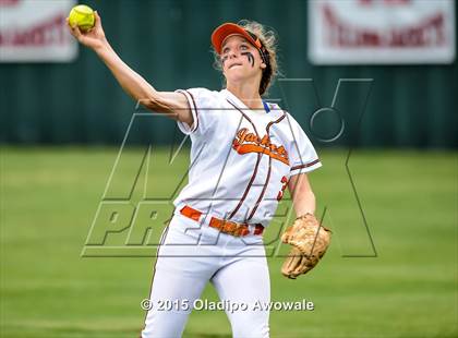 Thumbnail 2 in Highland Park @ Rockwall (UIL 6A Region II Area Playoff Game) photogallery.