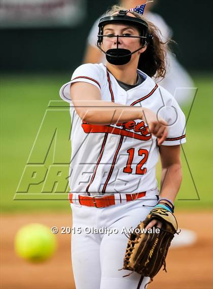 Thumbnail 1 in Highland Park @ Rockwall (UIL 6A Region II Area Playoff Game) photogallery.