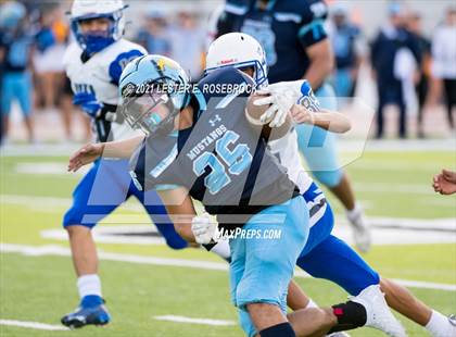 Thumbnail 2 in McAllen Memorial vs. Lanier (UIL 5A Area Playoffs) photogallery.
