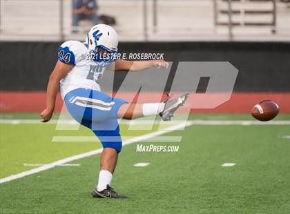 Thumbnail 1 in McAllen Memorial vs. Lanier (UIL 5A Area Playoffs) photogallery.