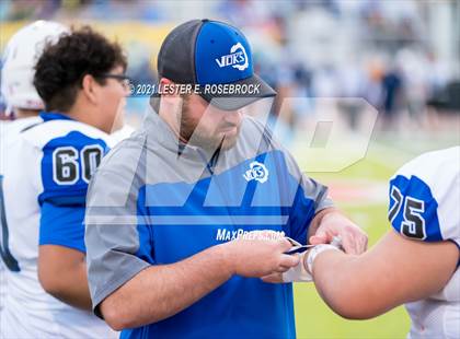 Thumbnail 2 in McAllen Memorial vs. Lanier (UIL 5A Area Playoffs) photogallery.