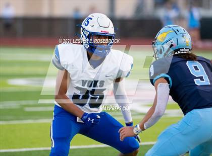 Thumbnail 3 in McAllen Memorial vs. Lanier (UIL 5A Area Playoffs) photogallery.
