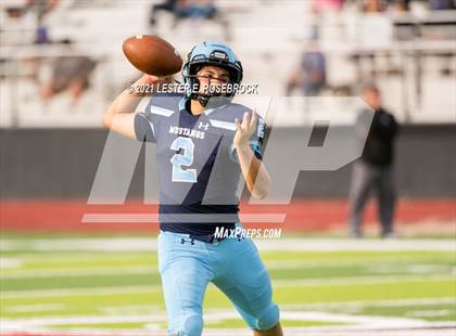 Thumbnail 2 in McAllen Memorial vs. Lanier (UIL 5A Area Playoffs) photogallery.